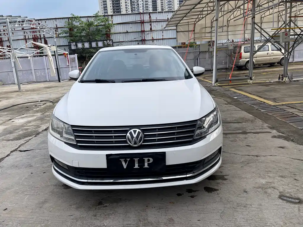 Volkswagen Lavida — миниатюра 2