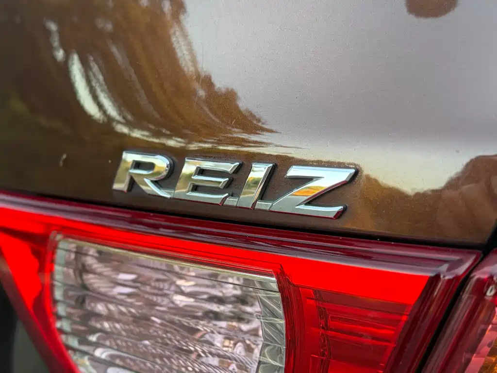 Toyota Reiz 2012 2.5V