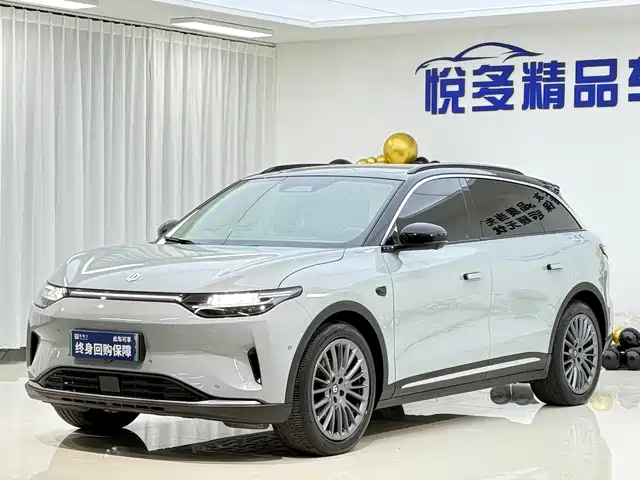 Leapmotor C11
