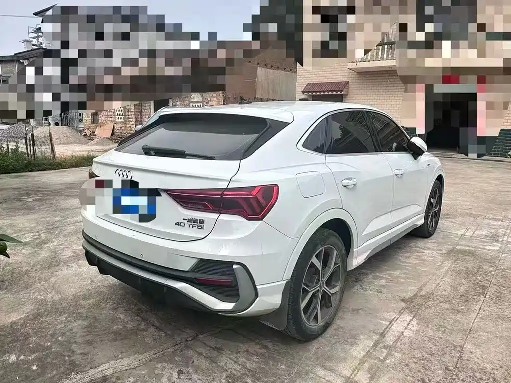 Audi Q3 Sportback — миниатюра 6
