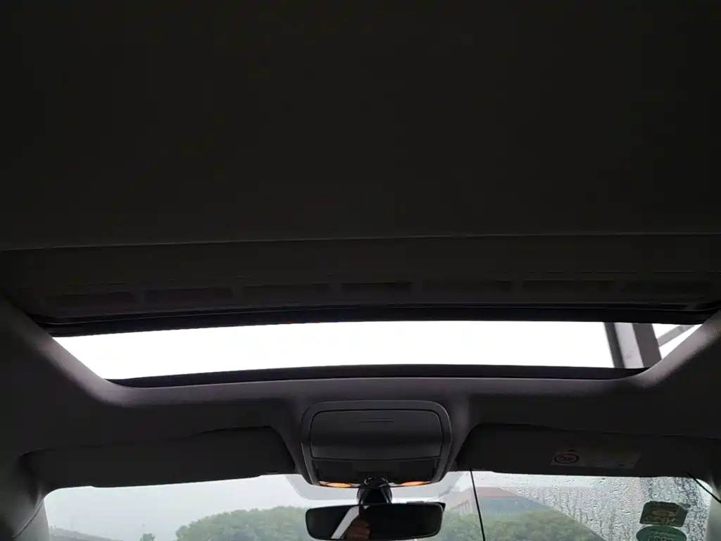 Volkswagen Sagitar — миниатюра 18