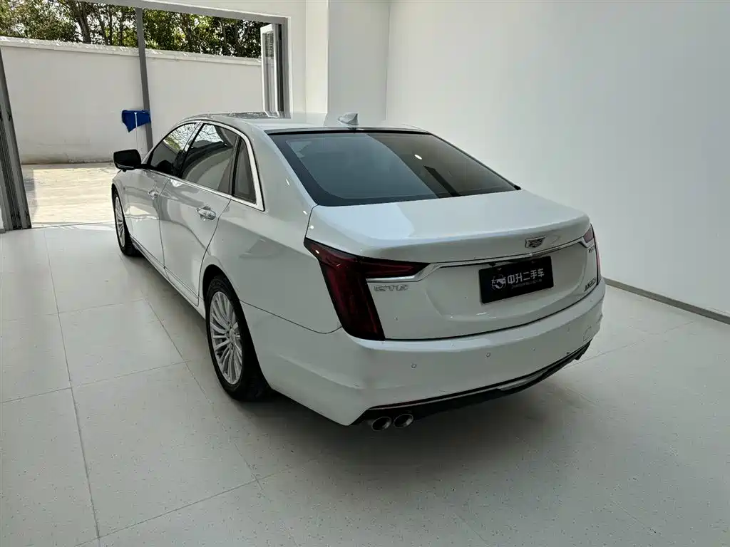 Cadillac CT6 2021 28T Fashion
