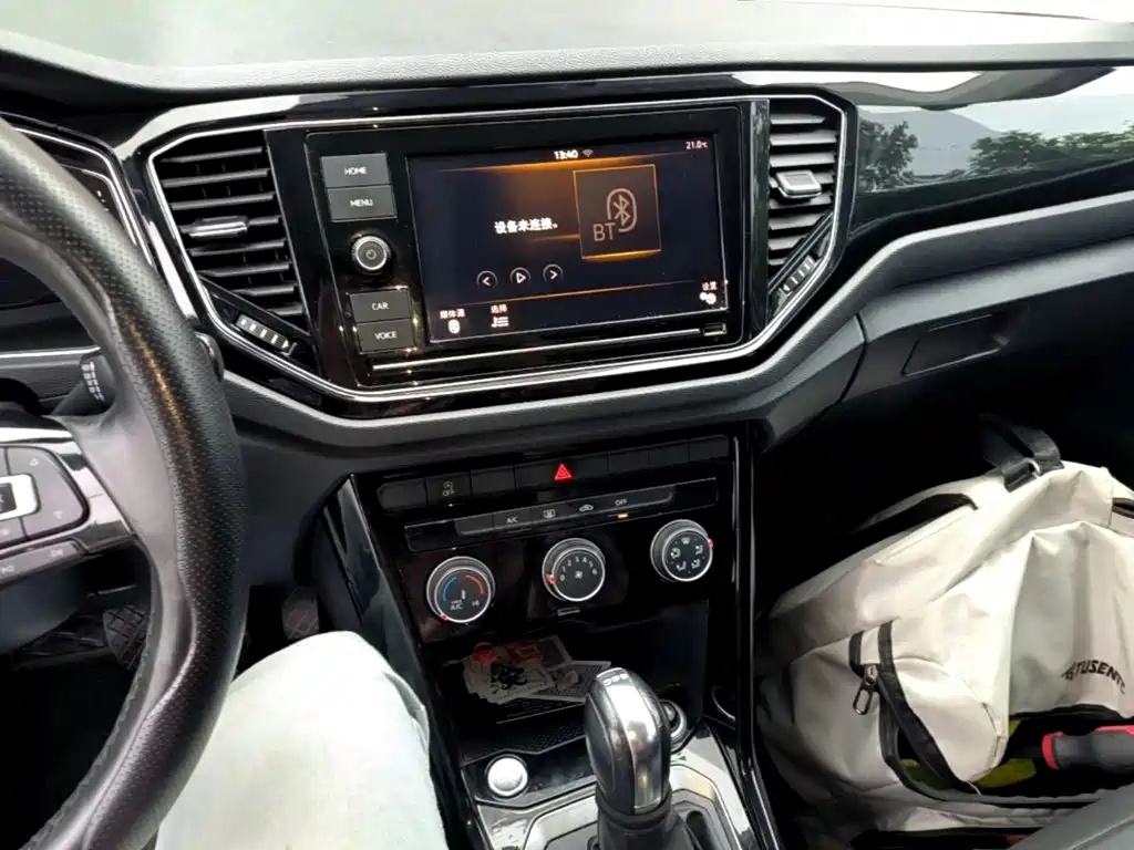 Volkswagen T-Roc — миниатюра 13