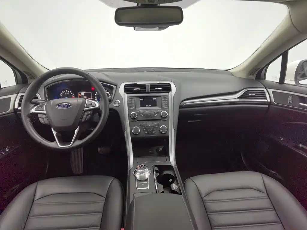 Ford Mondeo — миниатюра 5