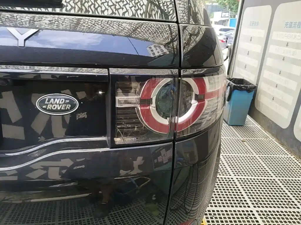 Land Rover Discovery Sport — миниатюра 8