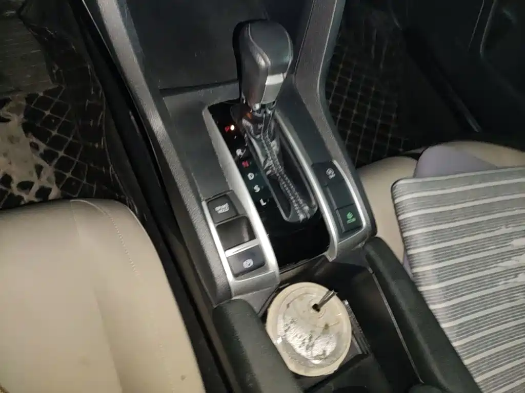 Honda Civic — миниатюра 14