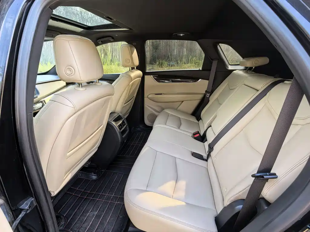 Cadillac XT5 — миниатюра 13