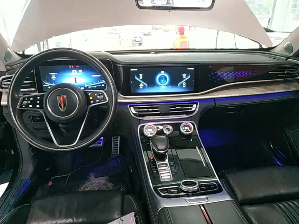 Hongqi H9 2020 2.0T