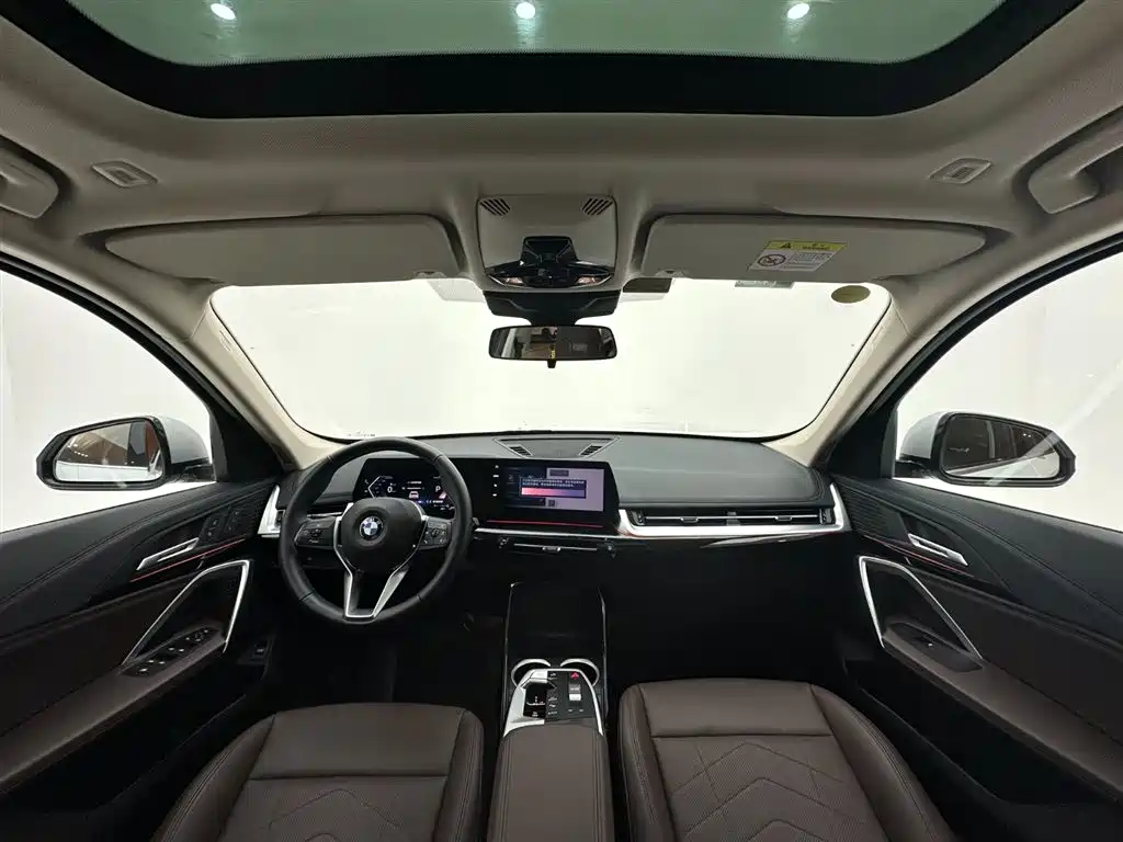 BMW X1 - фото 10