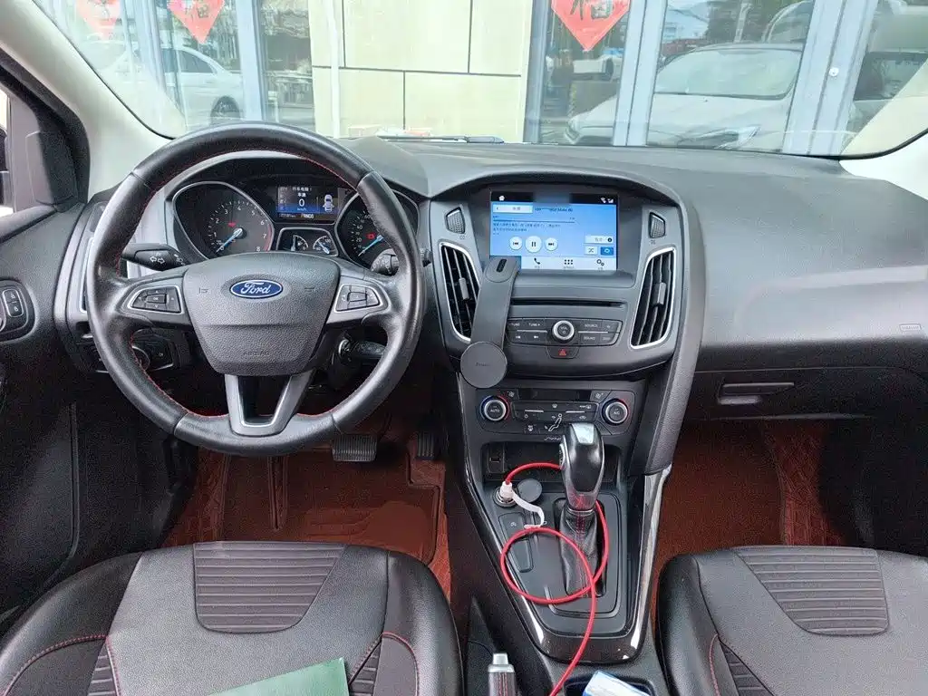 Ford Focus — миниатюра 5