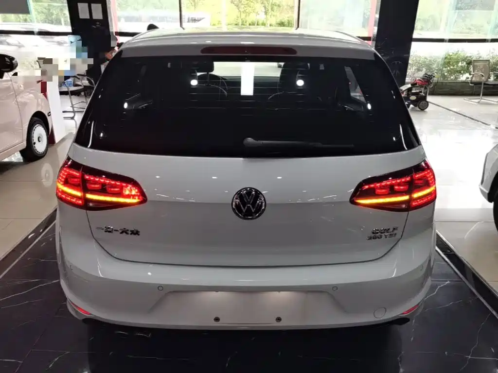 Volkswagen Golf — миниатюра 6