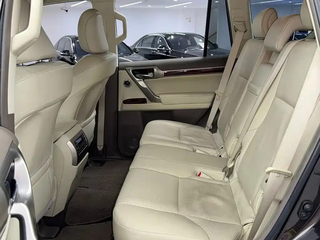 Lexus GX — миниатюра 6