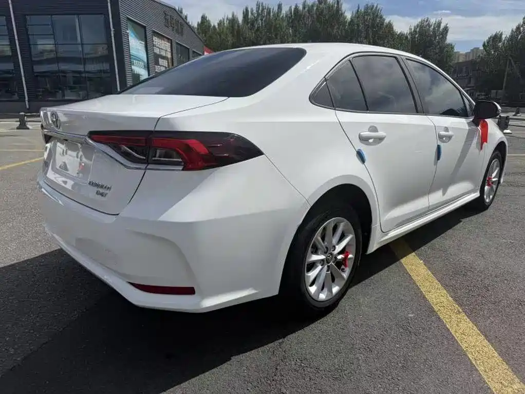 Toyota Corolla — миниатюра 9