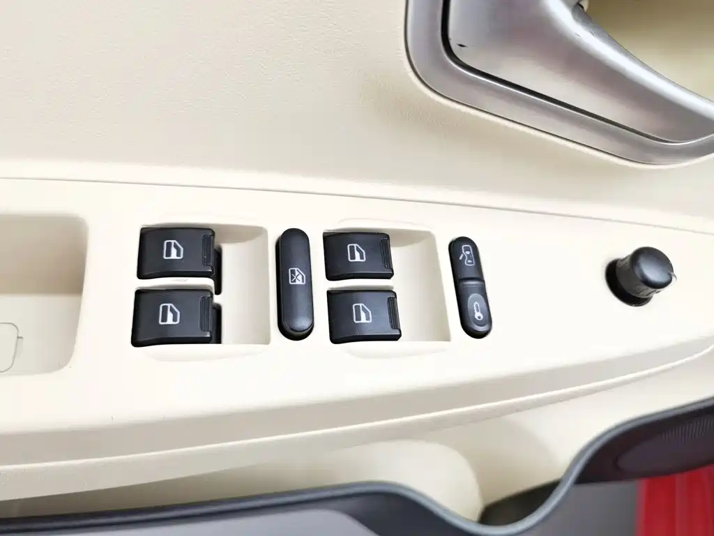 Chery Fengyun 2 — миниатюра 9