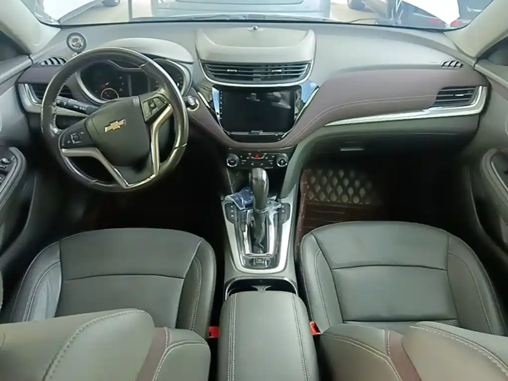 Chevrolet Malibu — миниатюра 10