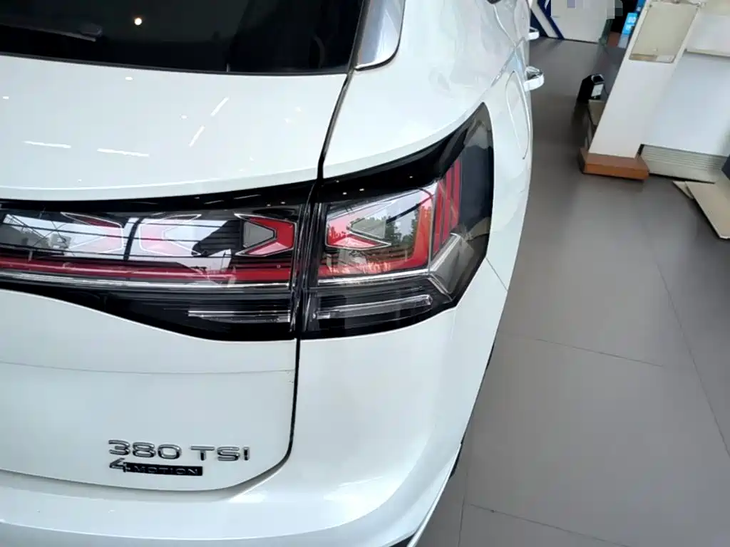 Volkswagen Tayron 2023 380TSI R-Line