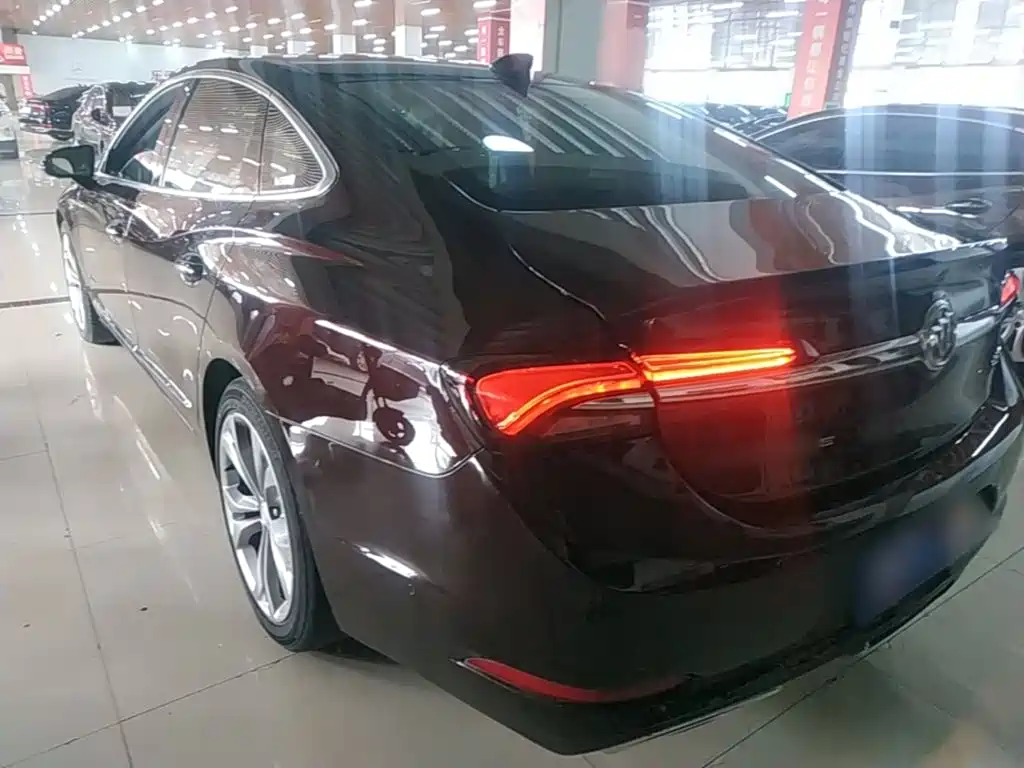 Buick LaCrosse — миниатюра 5