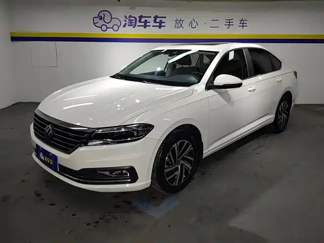VOLKSWAGEN LAVIDA 2022