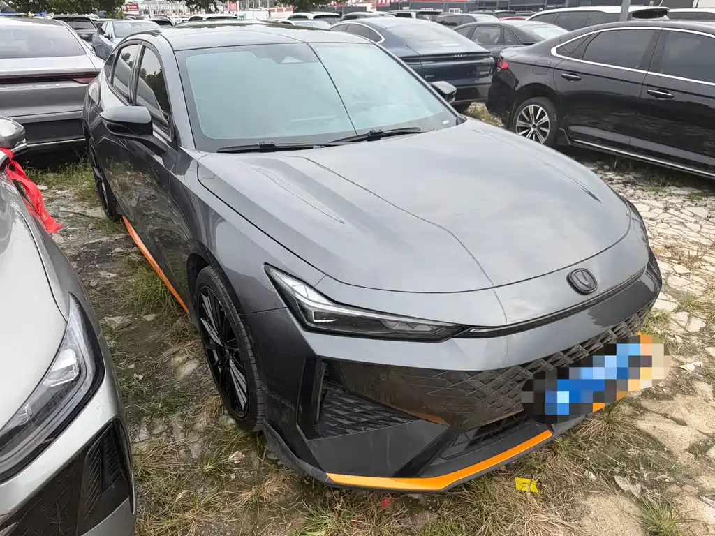 Changan UNI-V — миниатюра 3