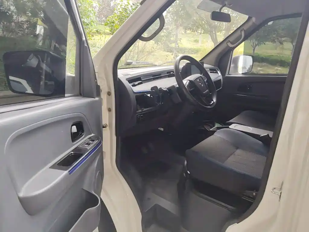 Dongfeng EM27 — миниатюра 16
