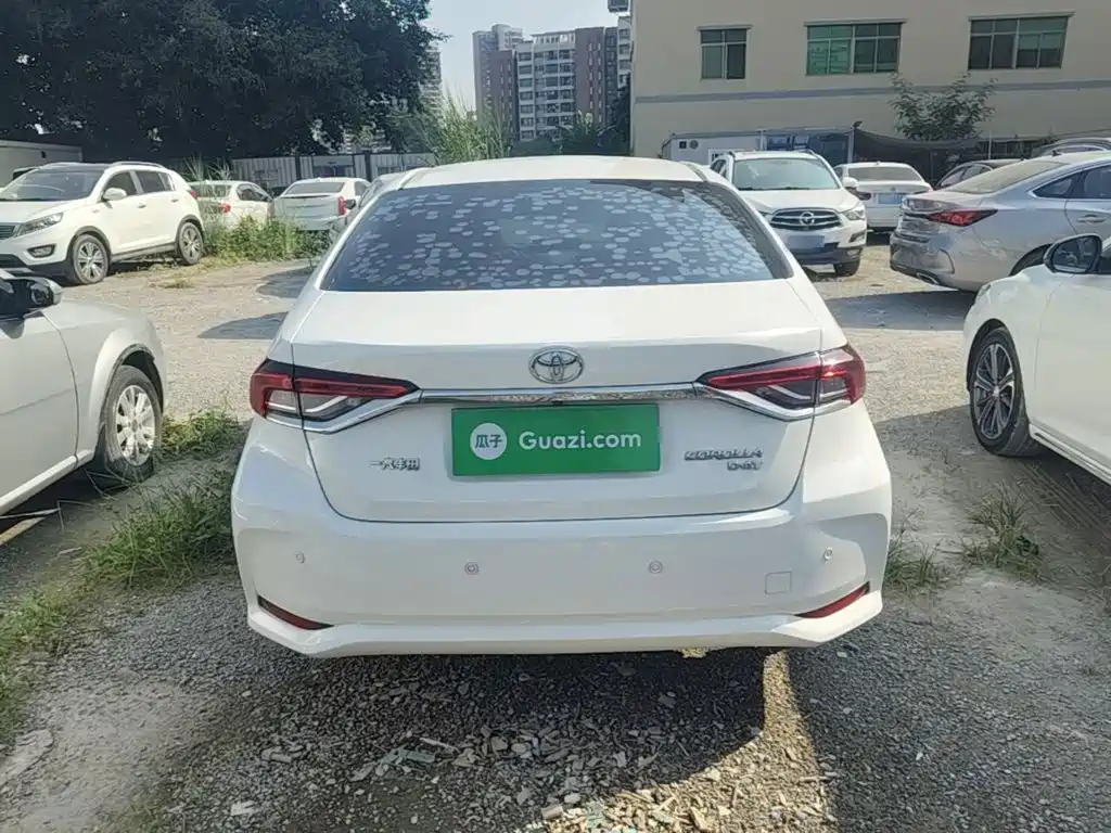 Toyota Corolla — миниатюра 6