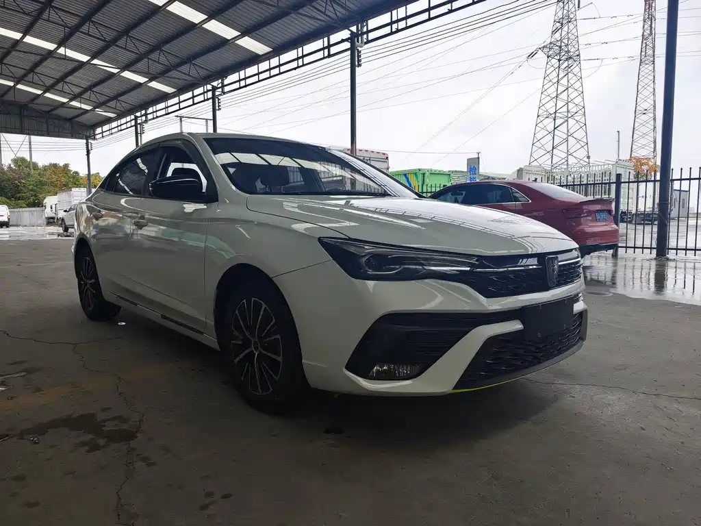 ROEWE I5