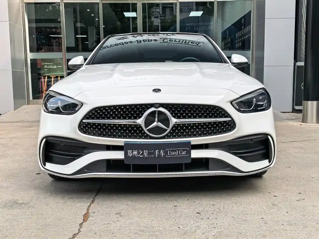 Mercedes-Benz C-Class — миниатюра 2