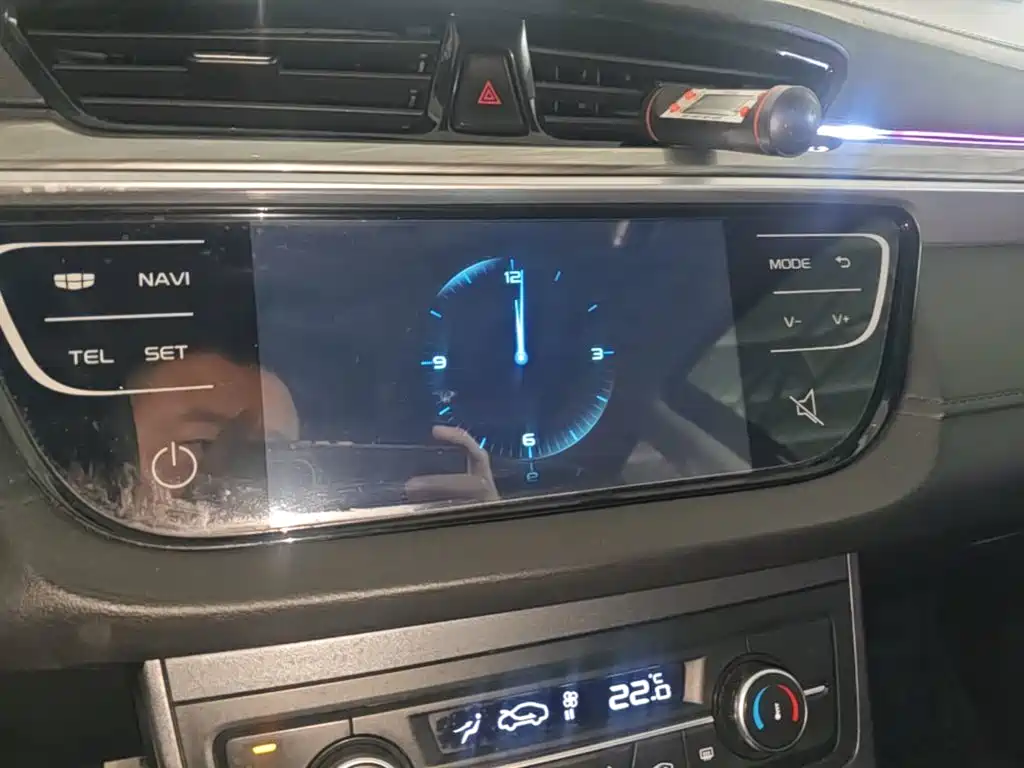 Geely Emgrand — миниатюра 13