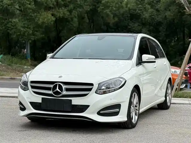 MERCEDES-BENZ  B CLASS 2017