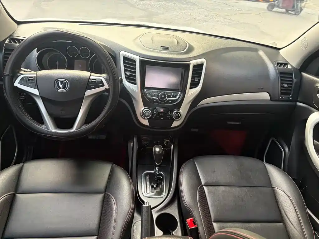 Changan CS35 — миниатюра 8