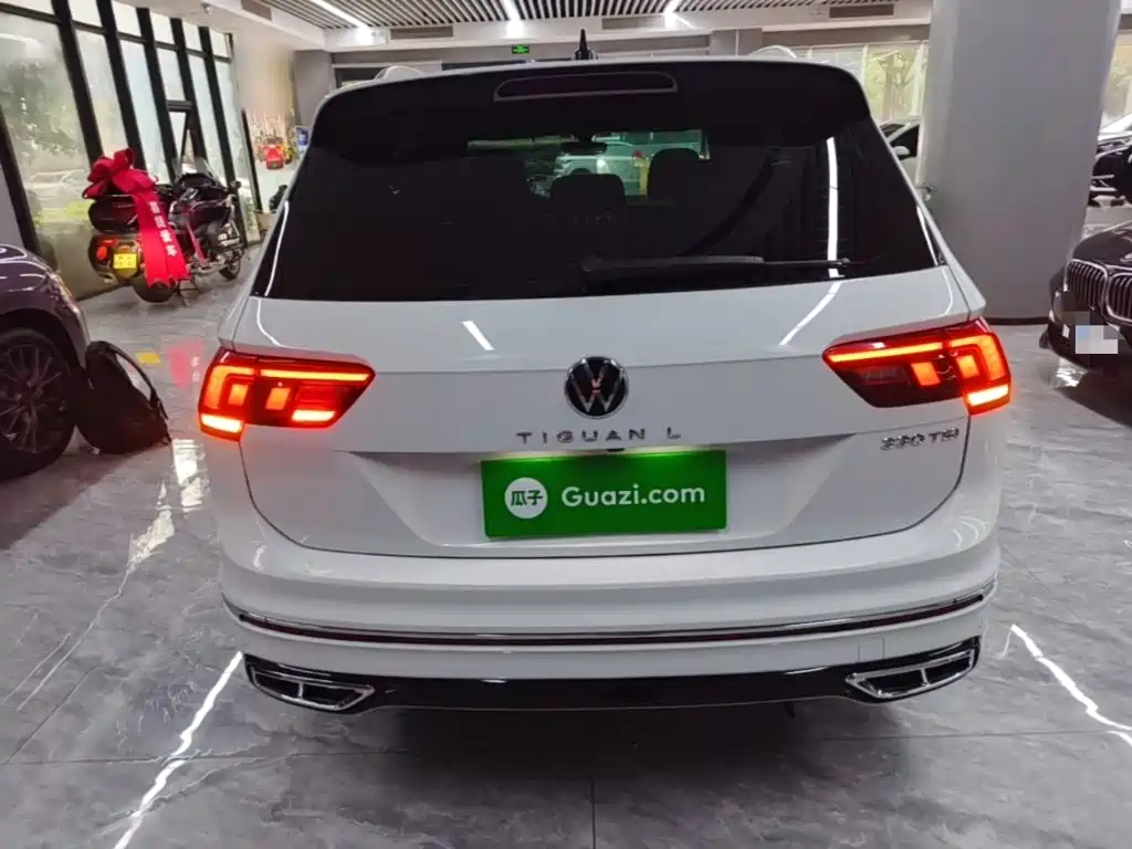 Volkswagen Tiguan L — миниатюра 6