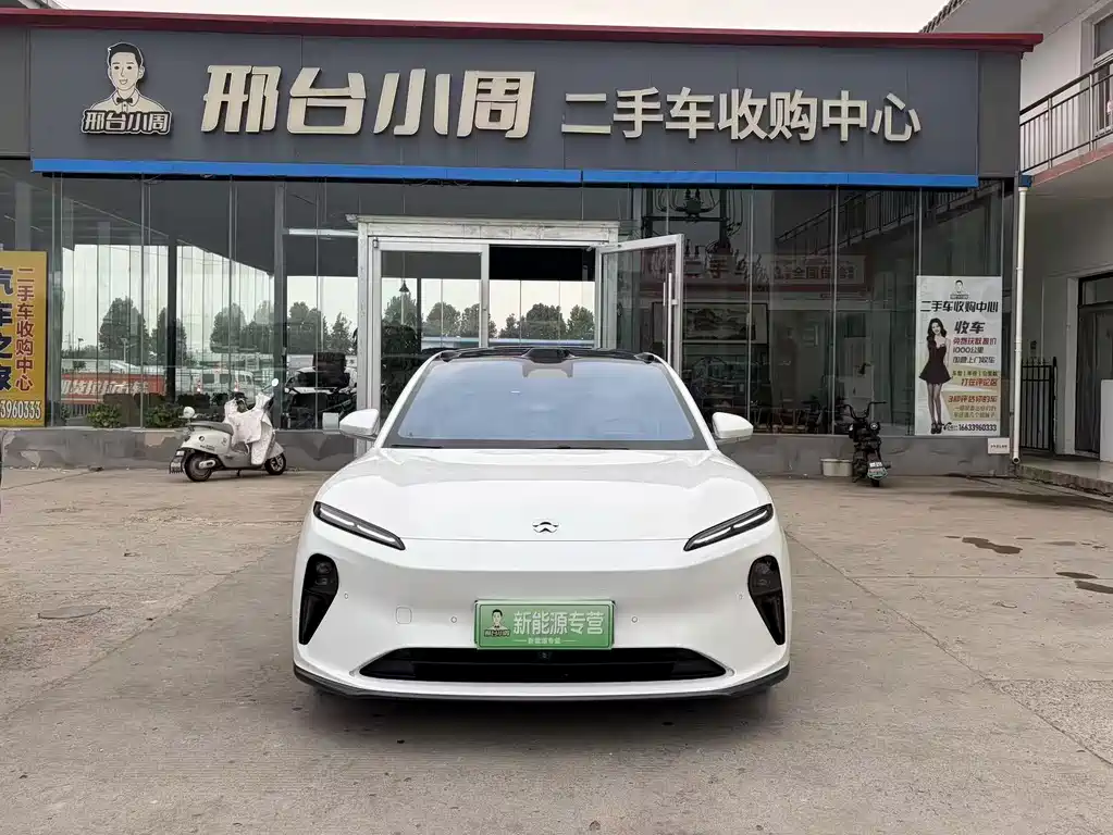 NIO ET5T — миниатюра 2