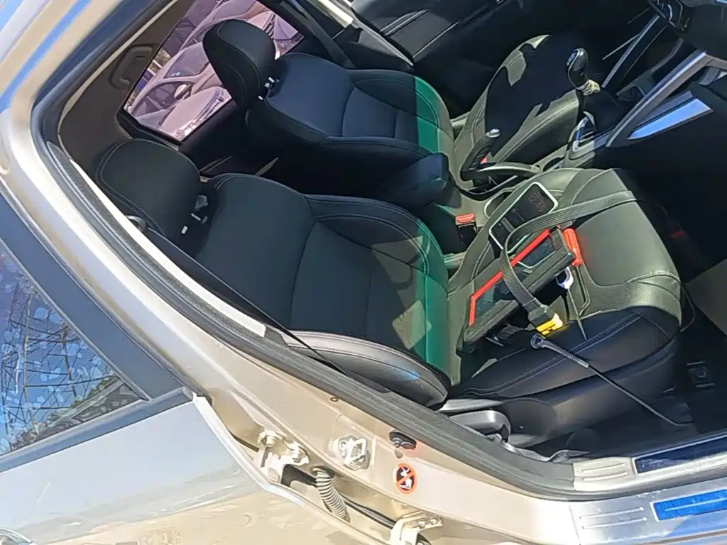 Geely Vision X3 — миниатюра 25
