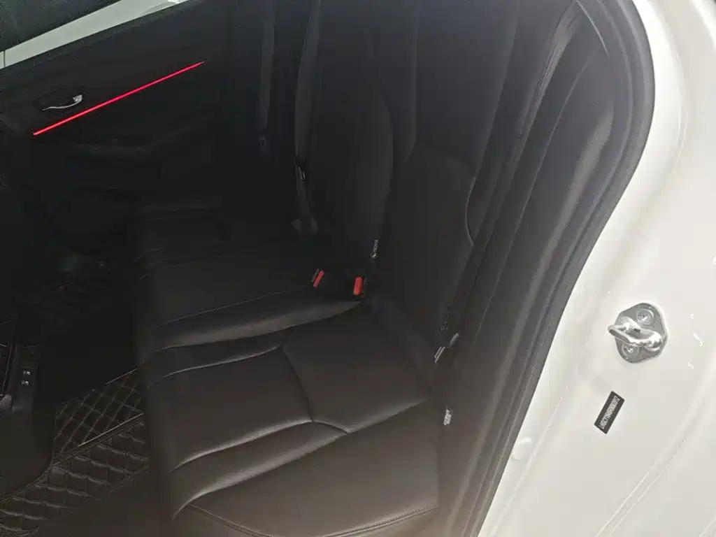 Honda Accord 2023 — фото 16