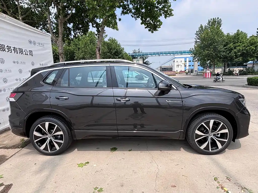 Volkswagen Tayron 2024 380TSI R-Line Pro