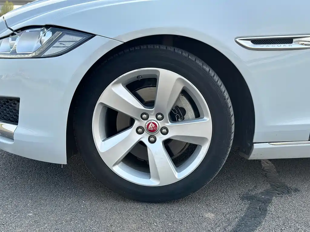 Jaguar XFL XFL 2.0T 200PS Elite Edition, фото 21