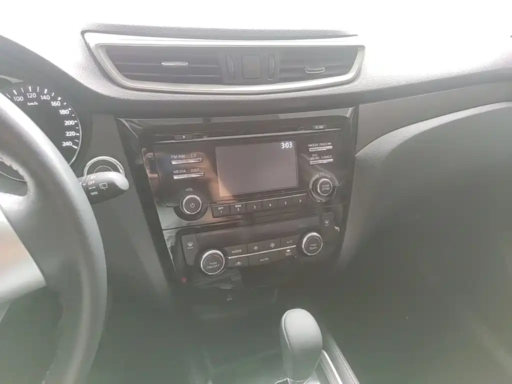 Nissan X-Trail — миниатюра 13