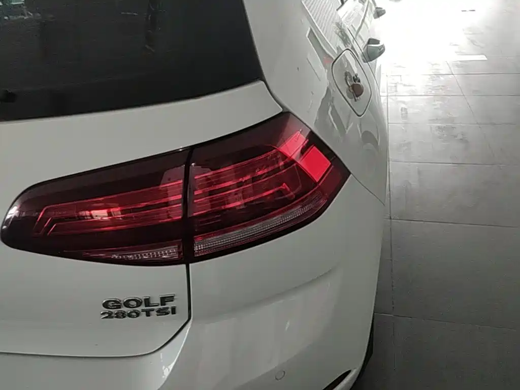 Volkswagen Golf — миниатюра 8