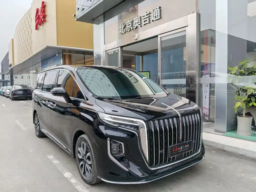 Hongqi HQ9 2023 2.0T