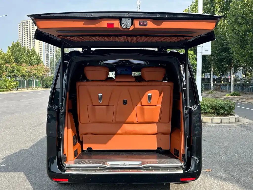 Mercedes-Benz Vito — миниатюра 14