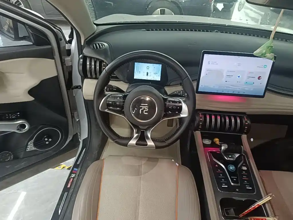 BYD Yuan Plus — миниатюра 11