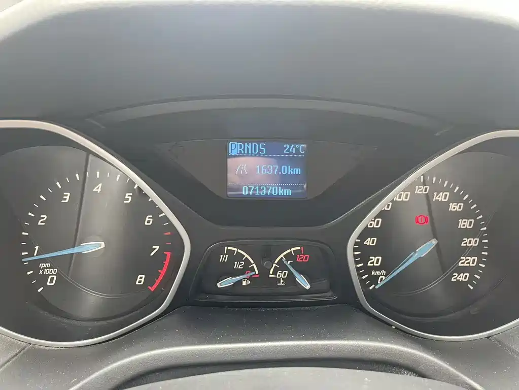 Ford Focus — миниатюра 21