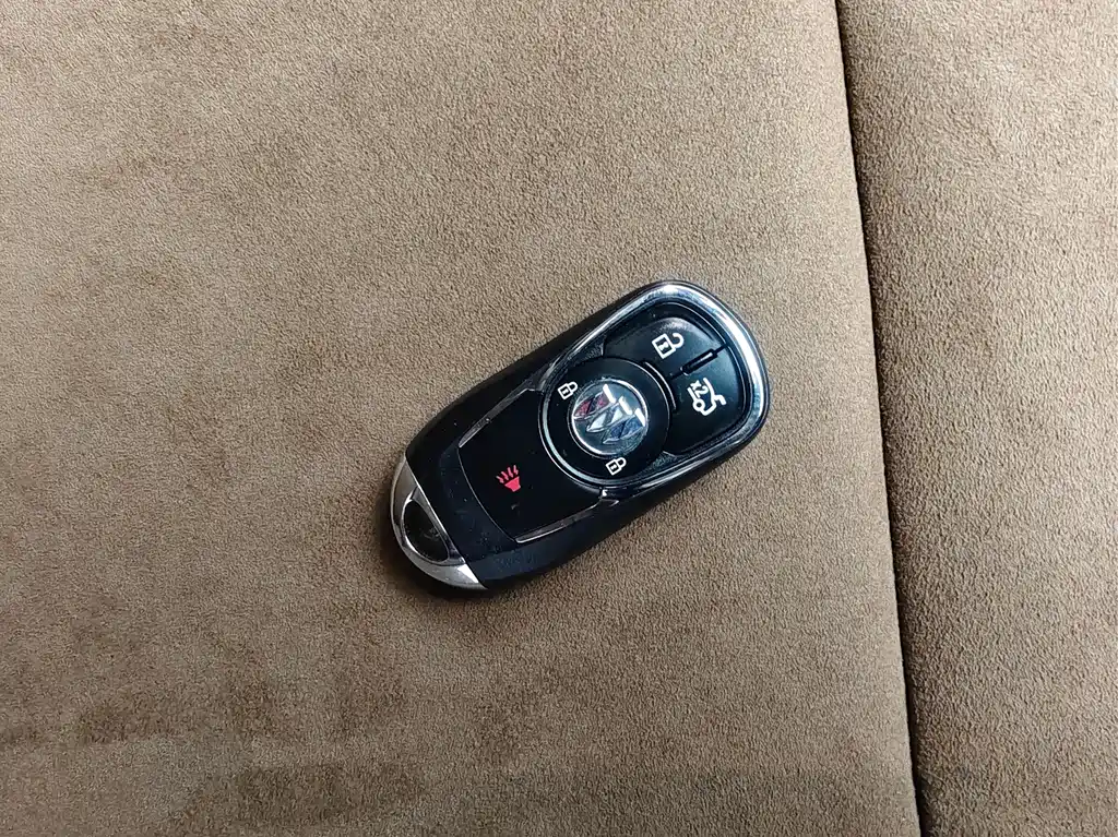 Buick Regal — миниатюра 4