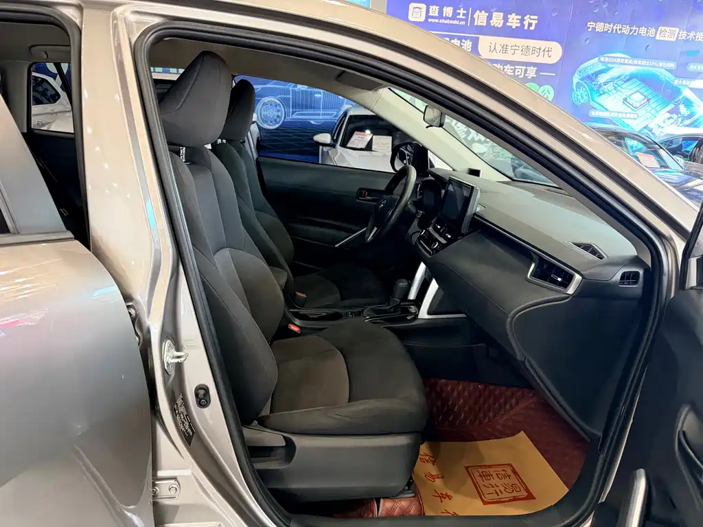 Toyota Frontlander — миниатюра 7