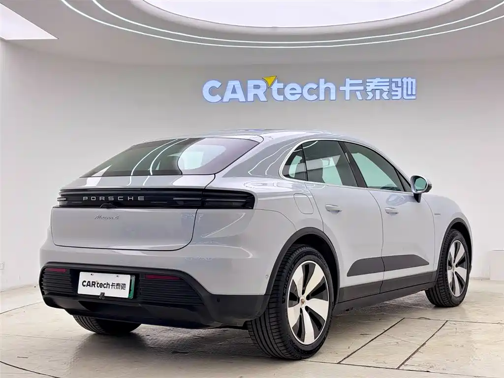 PORSCHE MACAN NEW ENERGY