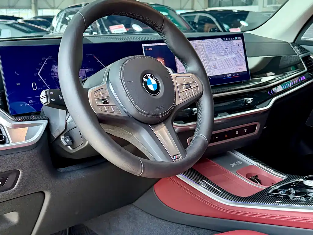 BMW X5 2025 xDrive 30Li Premium M Sport