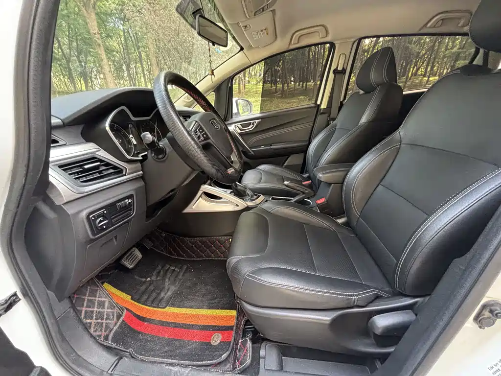 Geely Vision X3 — миниатюра 7