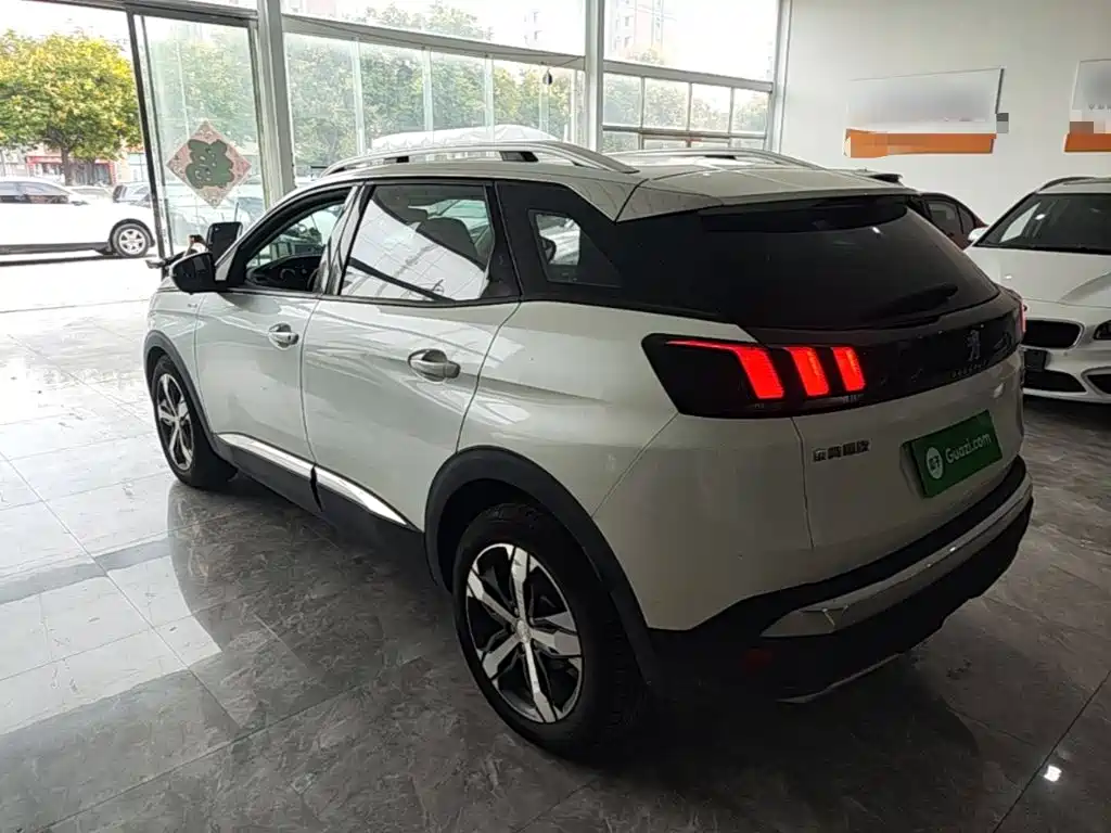 Peugeot 4008 — миниатюра 5