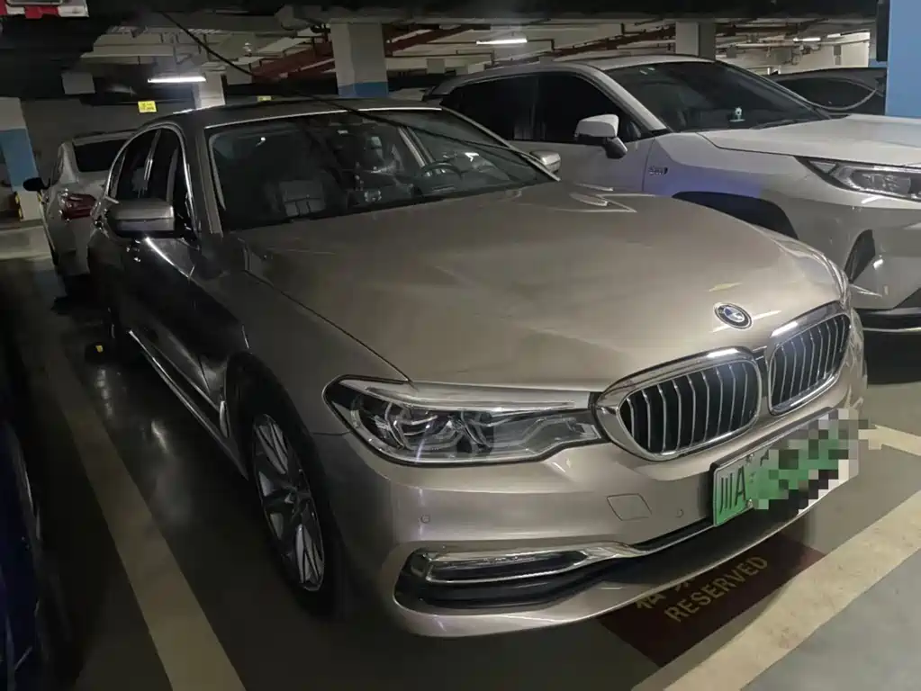 BMW 5 Series New Energy — миниатюра 3