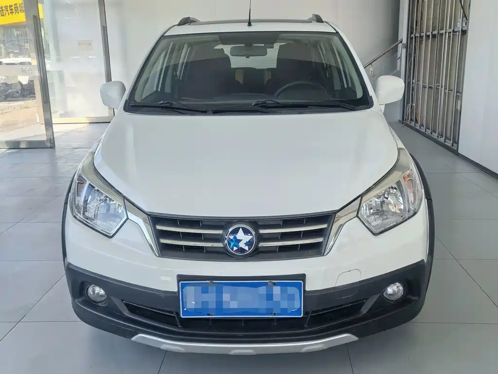 Venucia R50X — миниатюра 2